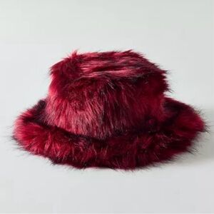 ❤️‍🔥Firm Price❤️‍🔥 Fluffy faux fur bucket hat